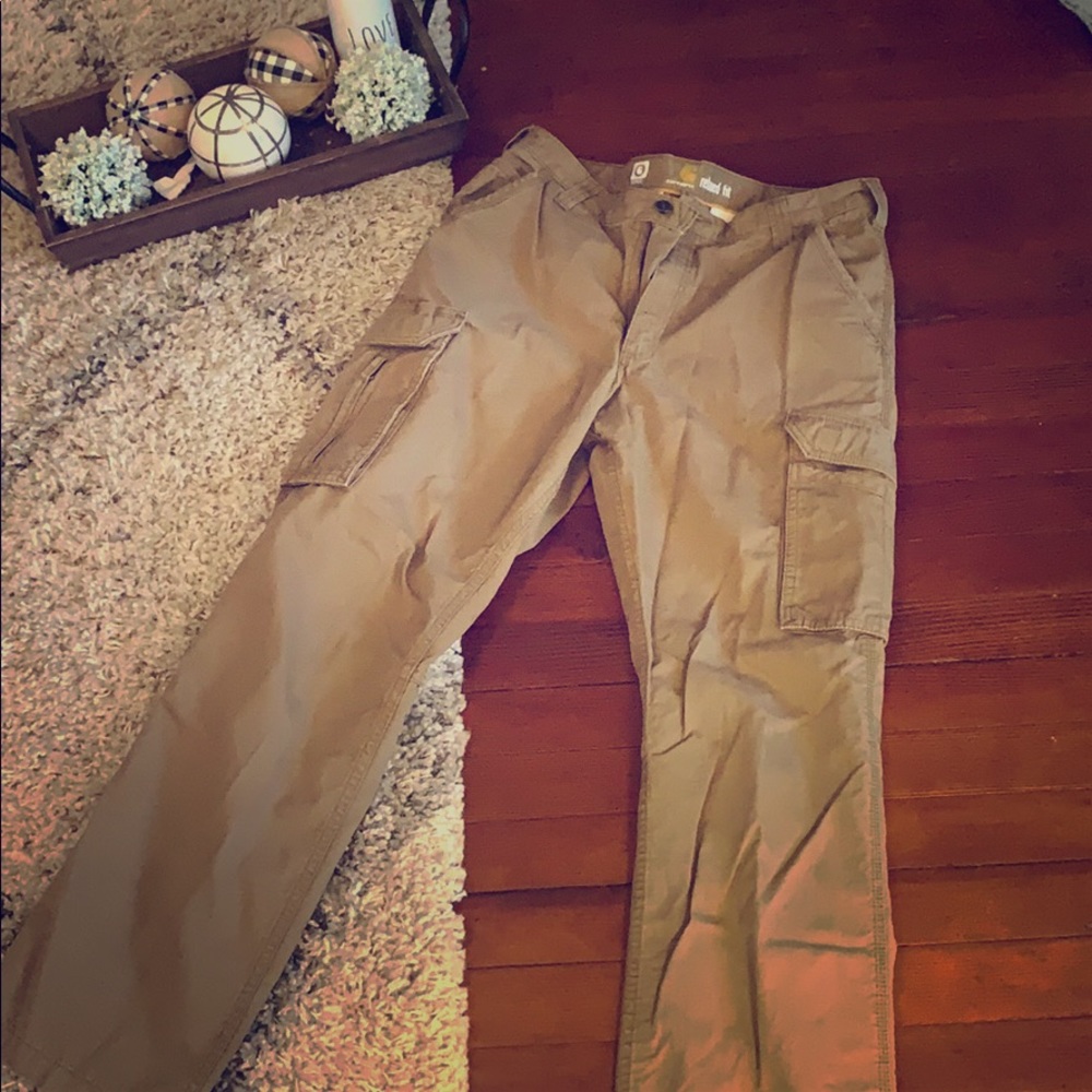 like new!  👖 carhartt pants